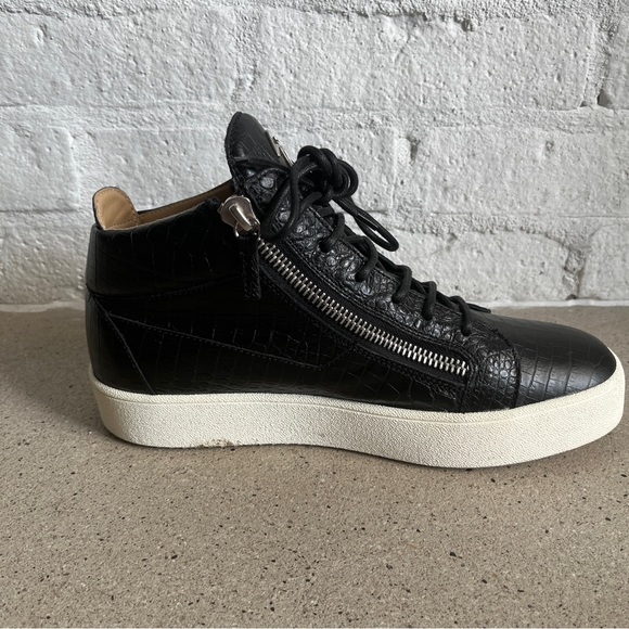 Giuseppe Zanotti Kriss Crocodile-Effect Leather Sneakers - Picture 7 of 10